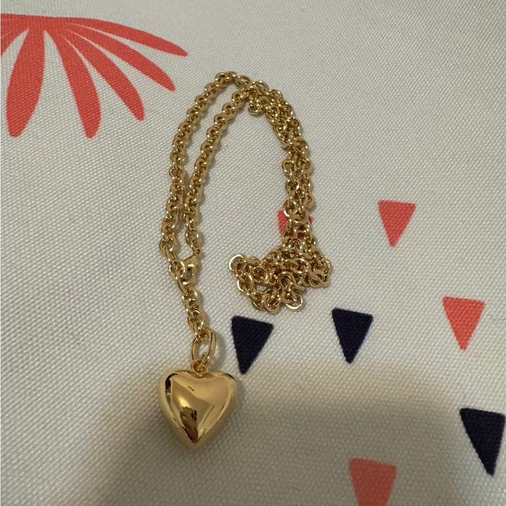 Roxanne Assoulin The Mini Puffy Heart Necklace Gold chain gold pendant - Picture 3 of 3